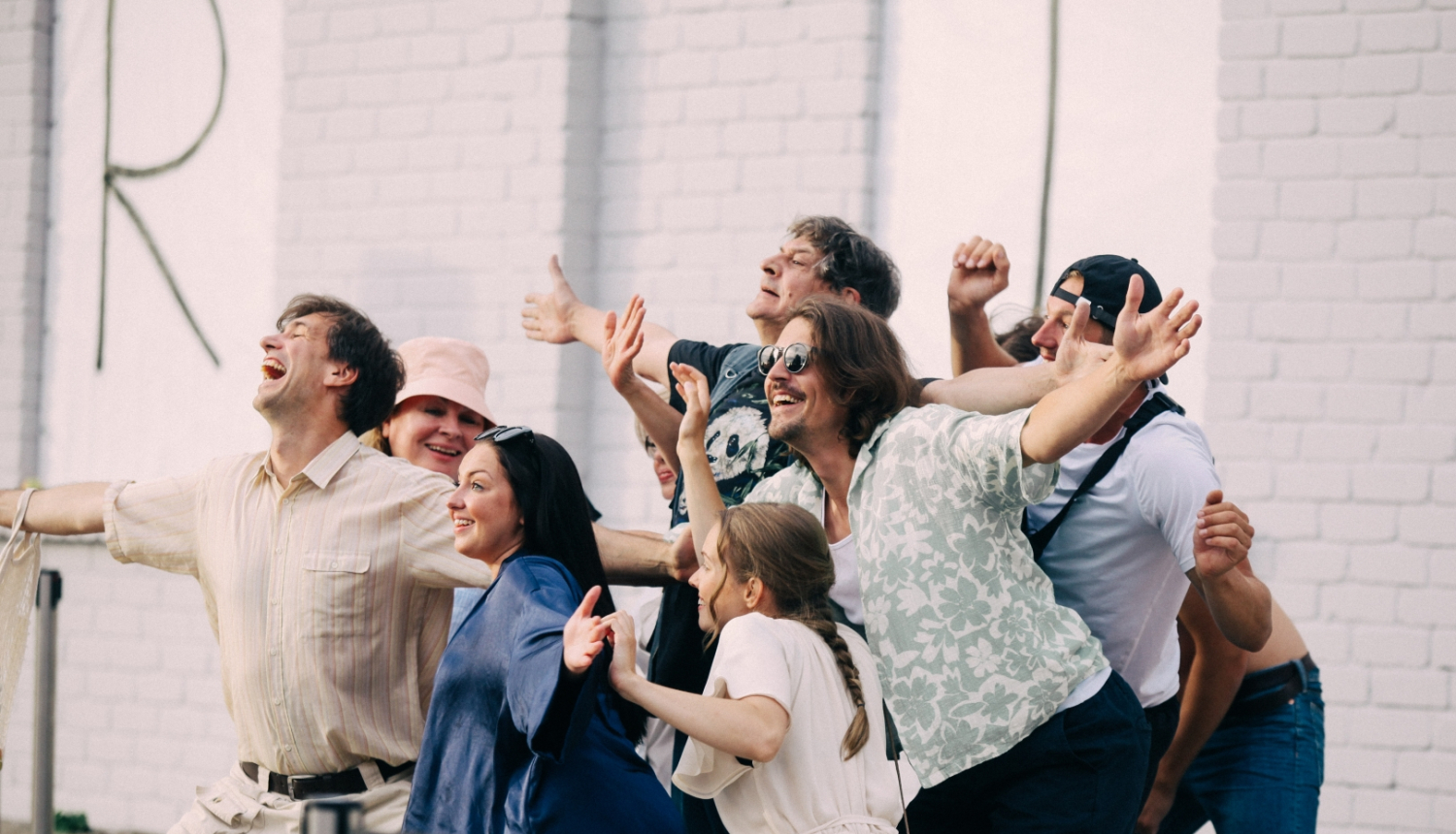 Aktieri iestudējumā