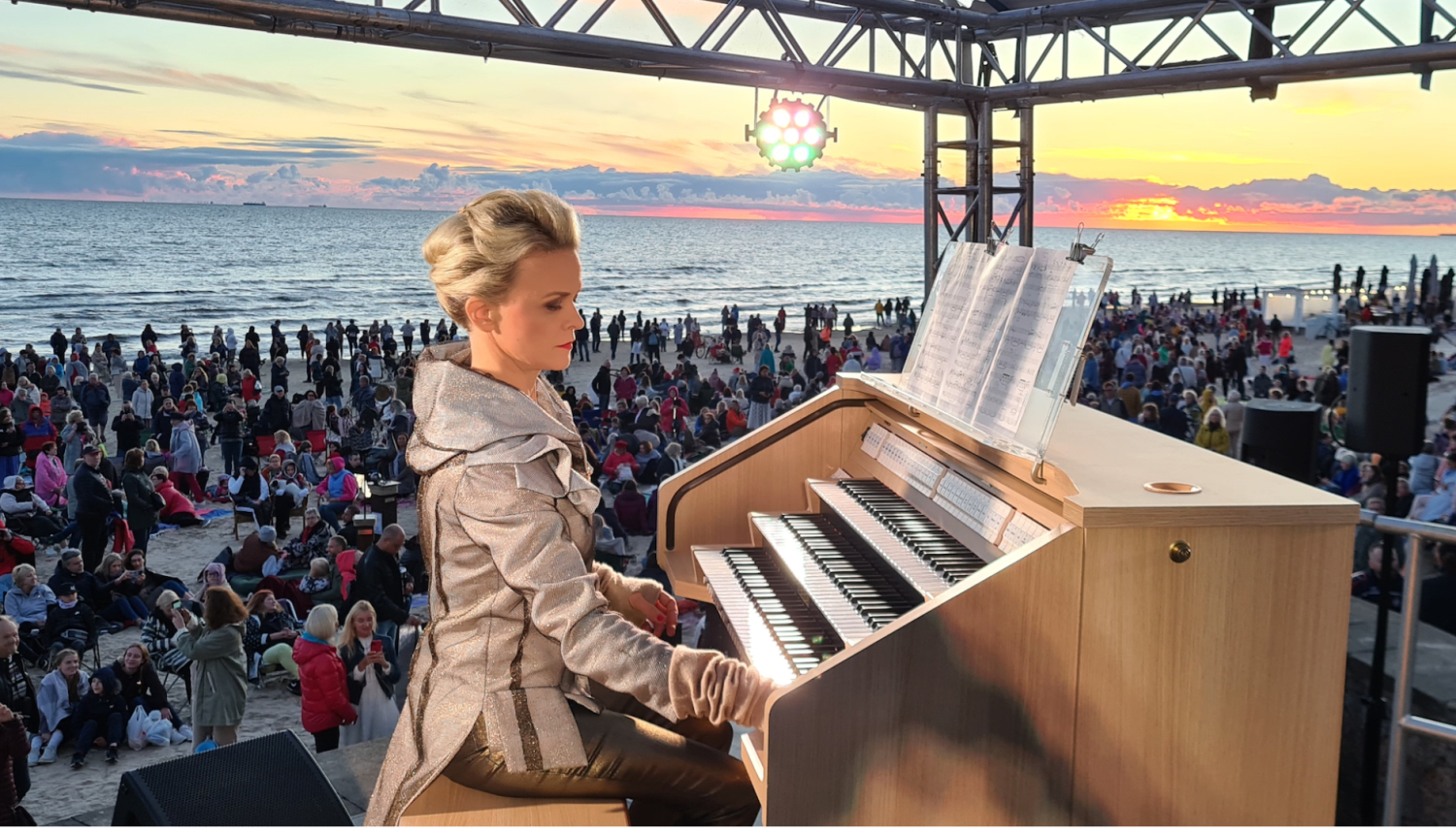 Ērģelniece Iveta Apkalna