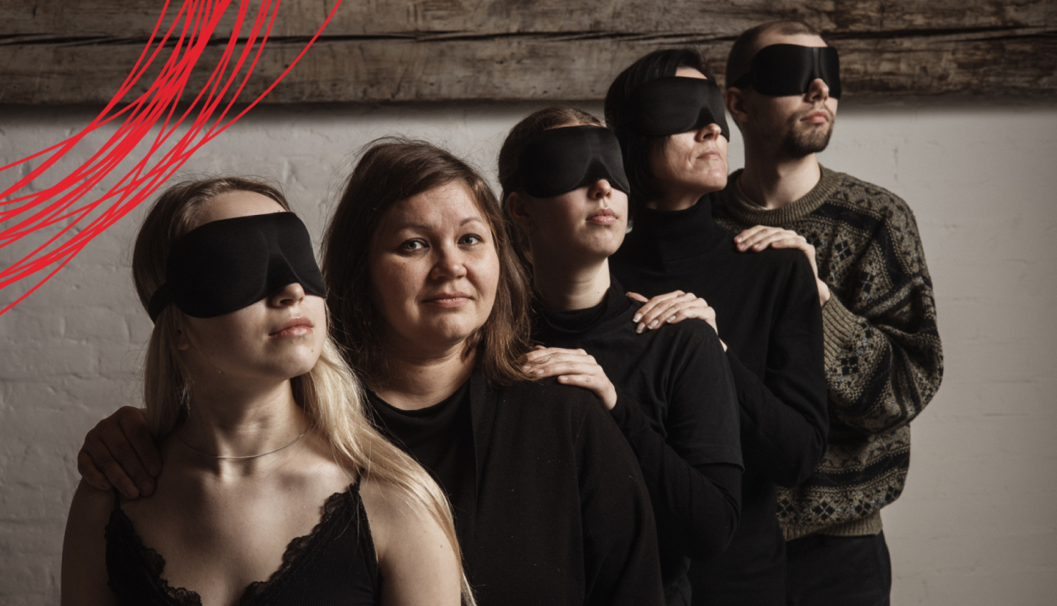 Izrādes “Bezgalīgais ritums” aktieri un režisore