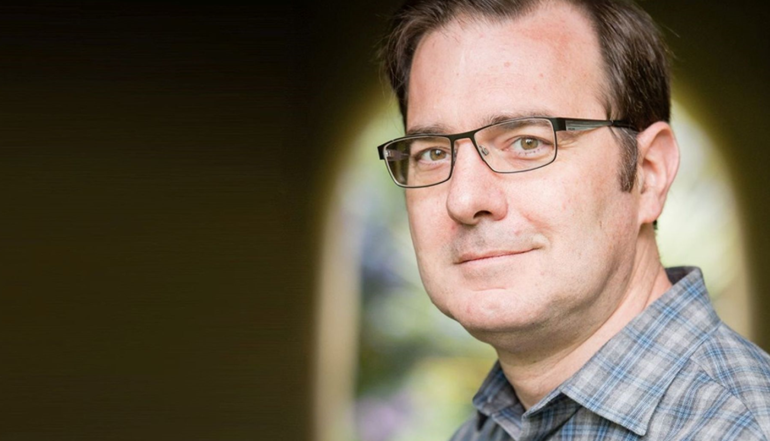 Vēstures profesors Ph.D. Džons Vorns Monro 