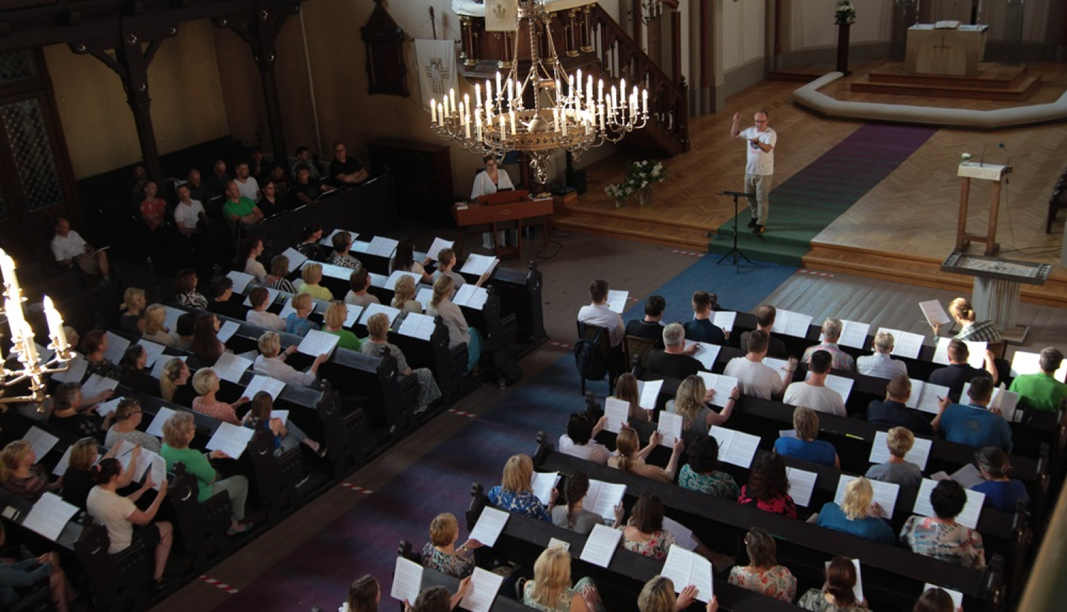 Latvijas koru kopmēģinājums pirms Latviešu Dziesmu un deju svētkiem Kanādā, foto: Daina Vārpiņa