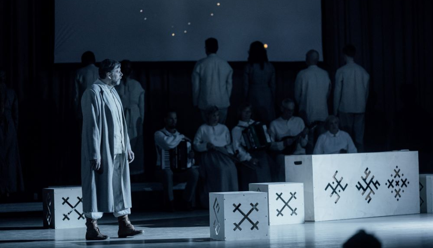 Lielvārdes Tautas teātris Ineses Tālmanes lugas "Pumpurs - ceļā uz Lāčplēsi" iestudējumā. Režisori -  Kārlis Lišmanis, Sarmīte Mončaka. Foto - Mārcis Gaujenietis, Latvijas Nacionālais kultūras centrs