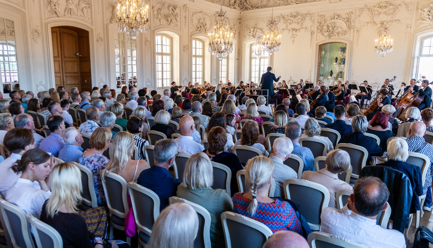 Liepājas simfoniskais orķestris Rundāles pilī, foto: Jānis Vecbrālis.