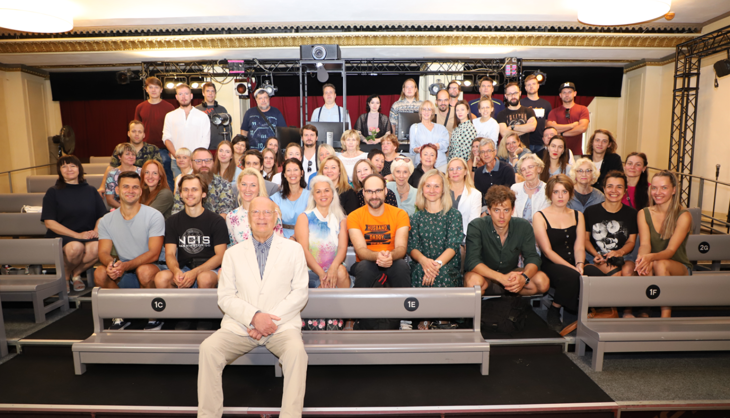 Leļļu teātra kolektīvs