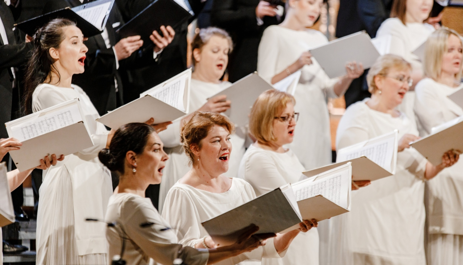 Valsts Akadēmiskais koris “Latvija” (fotogrāfs Kaspars Teilāns)
