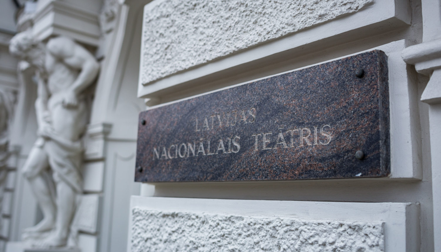 Latvijas Nacionālā teātra ēkas fragments, foto: Oskars Artūrs Upenieks