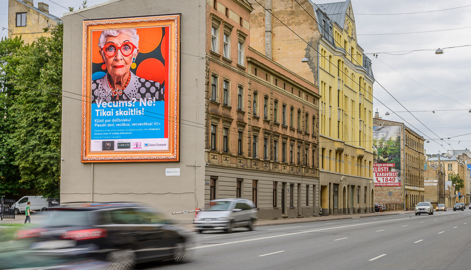 Reklāmas attēls pilsētvidē