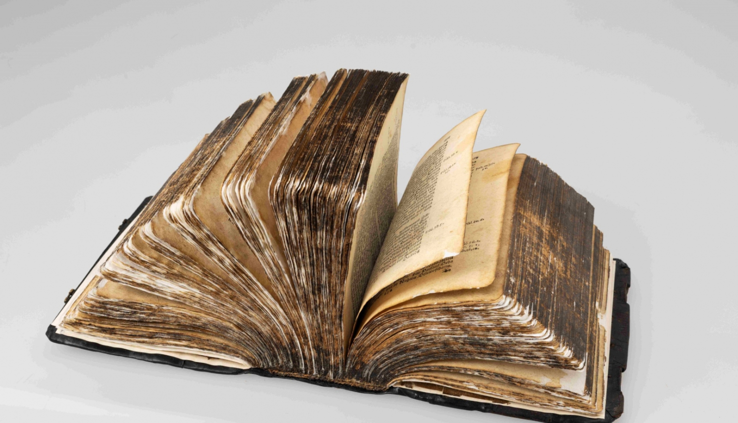 RVKM izstādē eksponēta grāmata, foto: Astrīda Meirāne (RVKM)