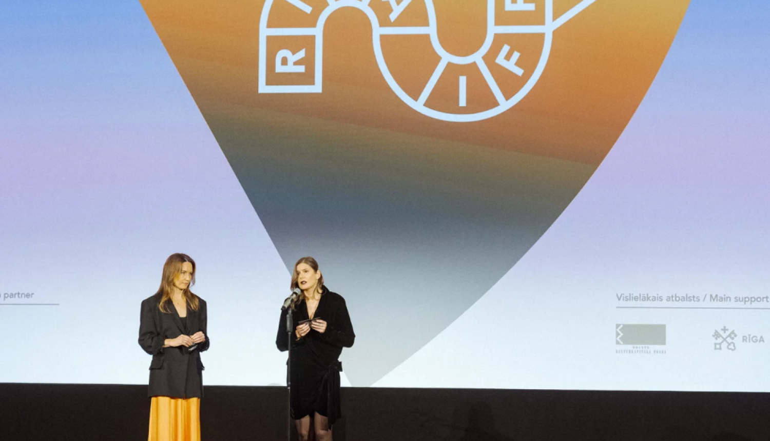 Festivāla kulminācijas brīdis uz skatuves