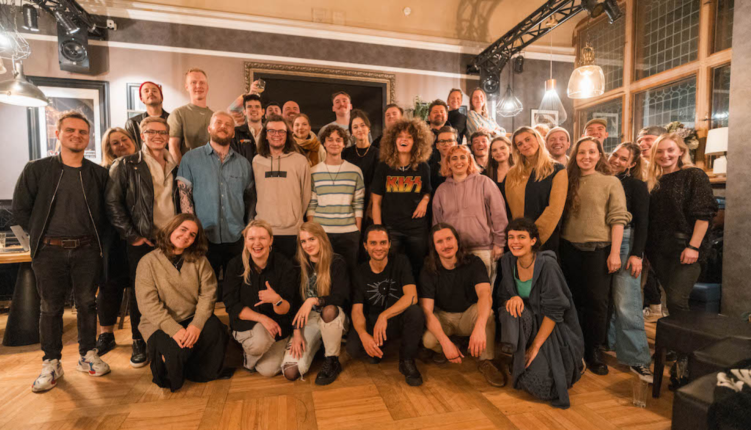 Dziesmu rakstīšanas nometnes “RIGaLIVE” devītā sesijas dalībnieki