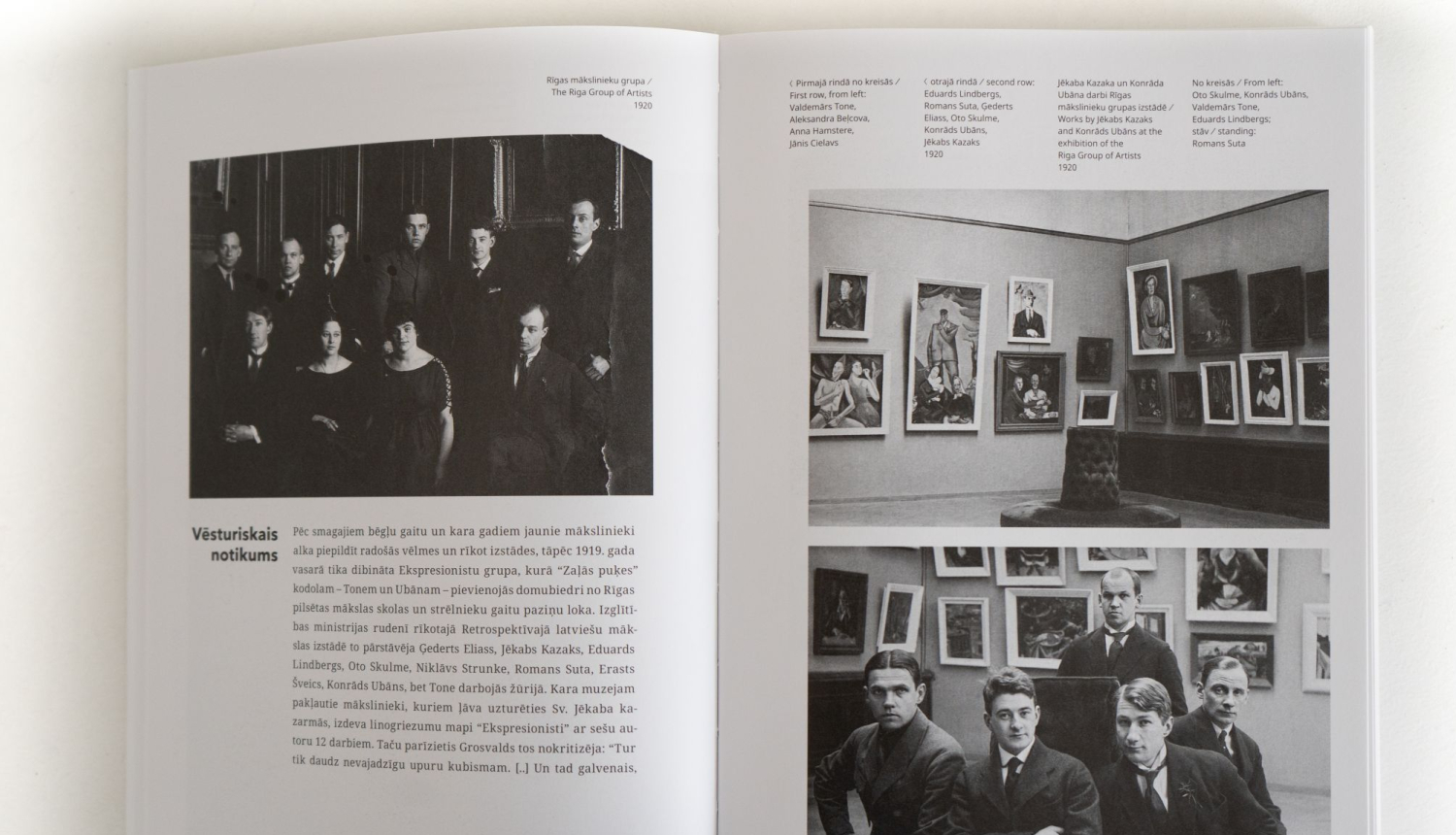 Grāmatas “Rīgas mākslinieku grupa – 100” atvērums. Dizains: Anta Pence. 2021. Foto: Undīne Perse-Vilerte.