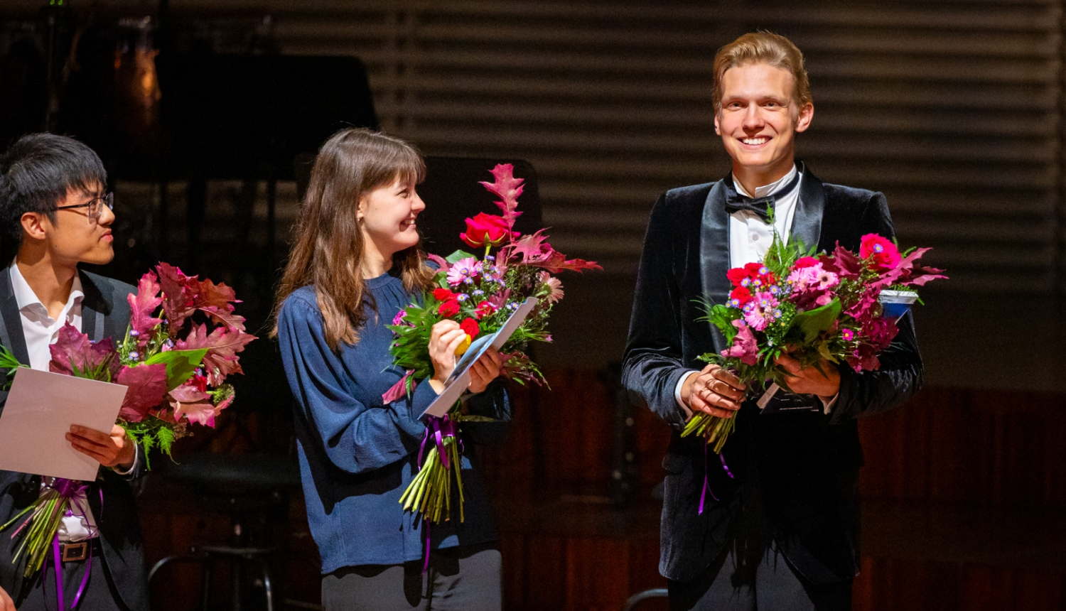 Laureāts uz skatuves