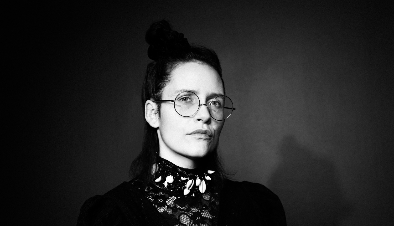 Islandiešu dziedātāja un mūzikas autore Sóley