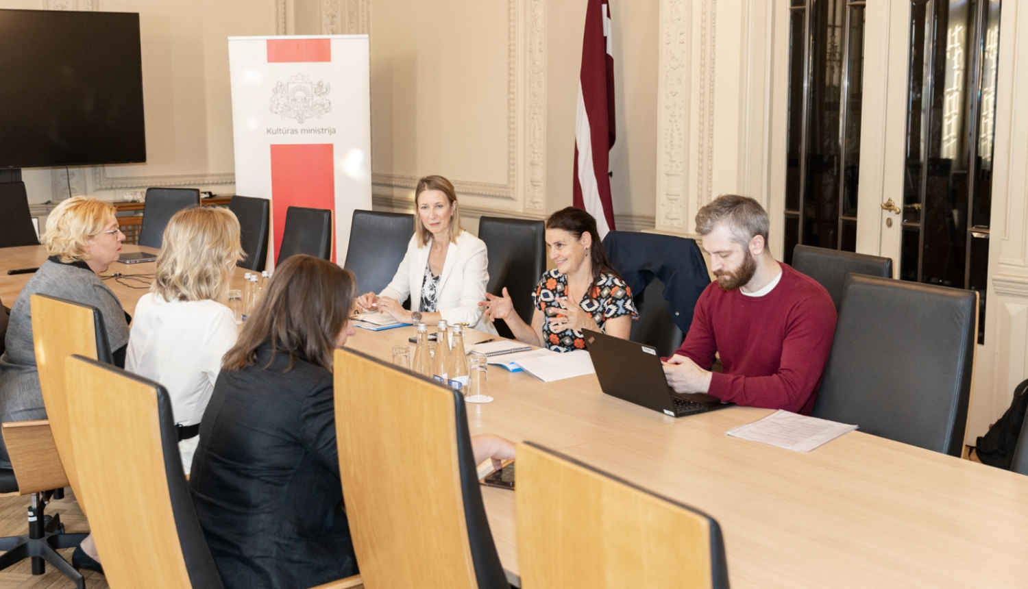 Kultūras ministre Agnese Lāce tiekas ar ANO Bēgļu aģentūras pārstāvjiem