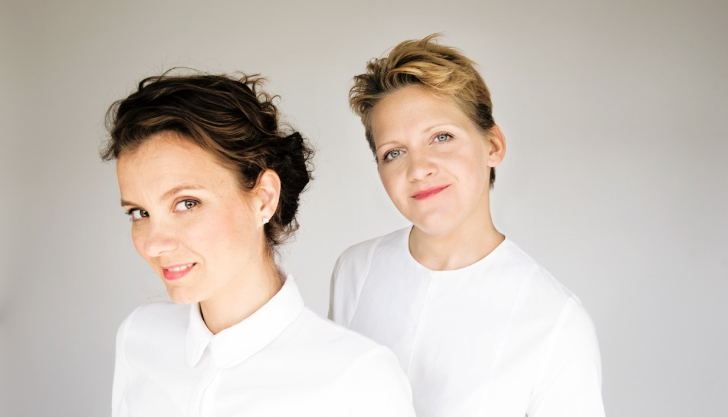 Vijolniece Vineta Sareika un pianiste Amandīne Savarī