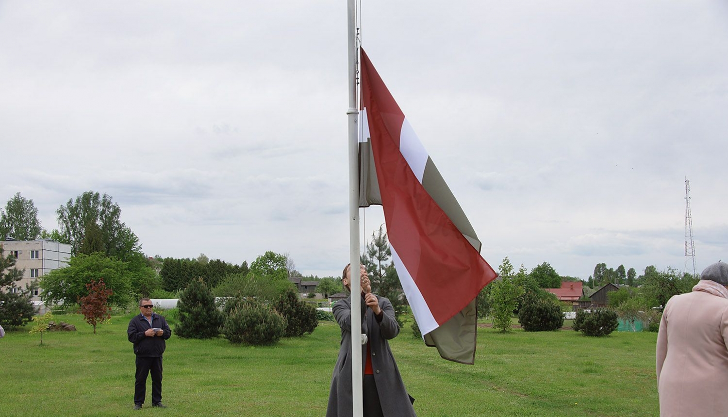 Latvijas un Sēlijas karogi