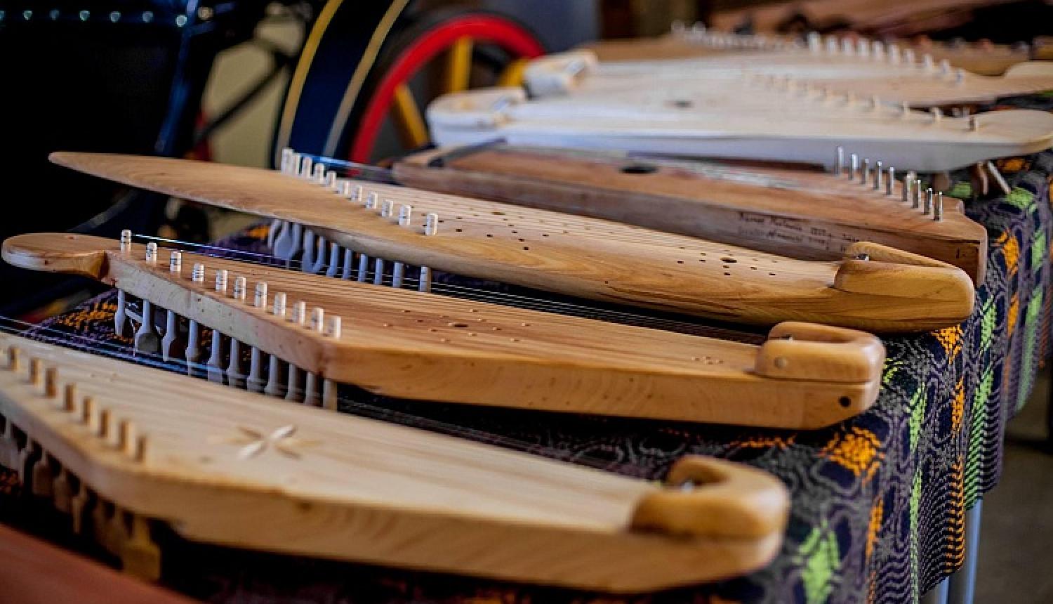 Atklāta jauna tīmekļa vietne par tautas mūzikas instrumentiem Latvijā
