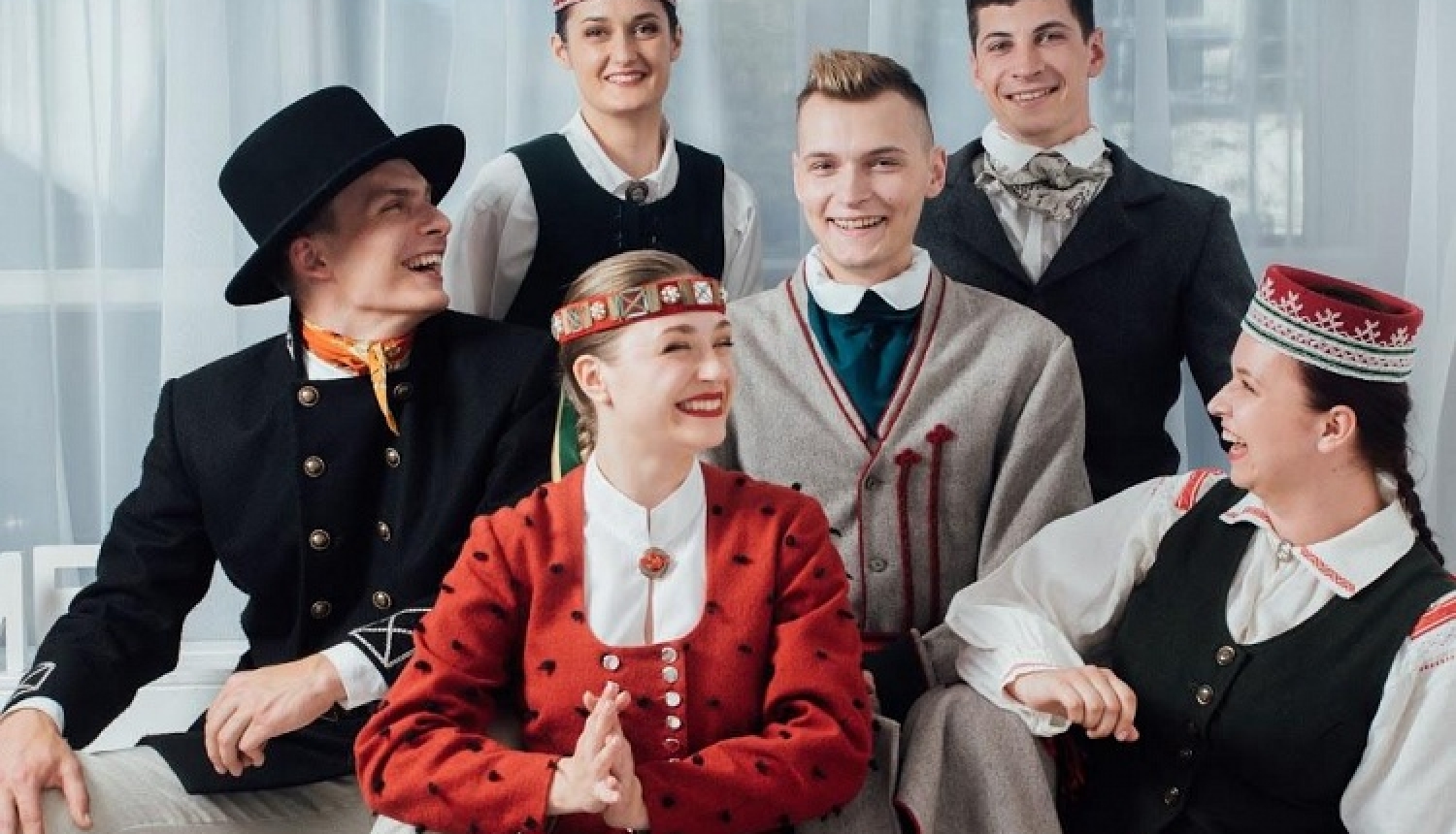 Latvijas reģionos un Rīgā izraudzīti desmit Dziesmu un deju svētku vēstneši