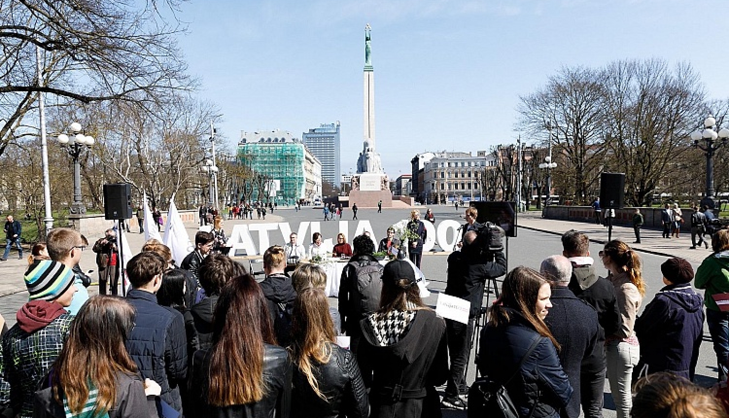 Ar spilgtām personībām un daudzveidīgu programmu piesaka Brīvības mēnesi