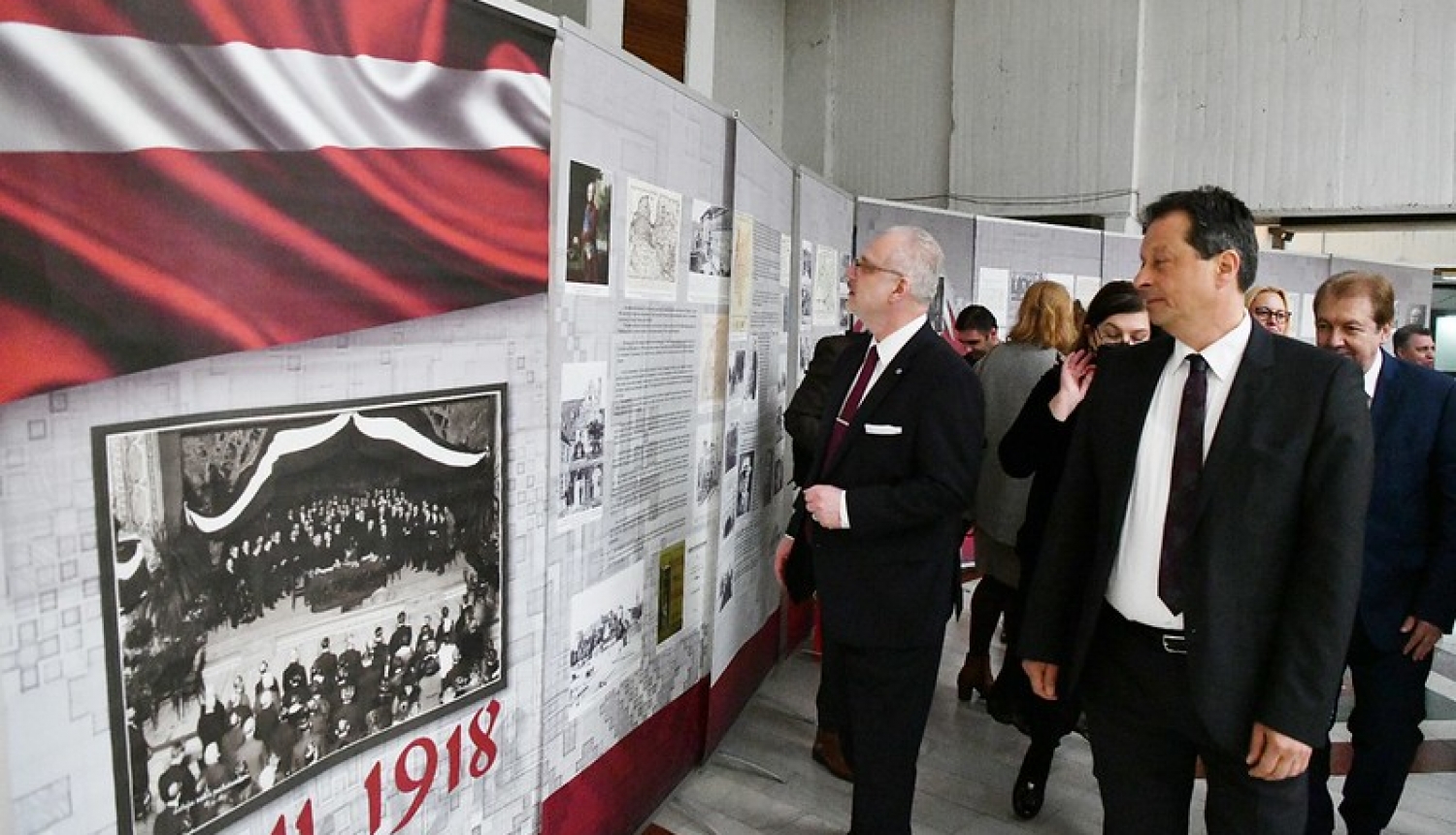 Latvijas Nacionālā arhīva izstādes “Mēs gribam būt brīvi, mēs būsim brīvi!” atklāšana Sv. Kirila un Metodija universitātē Skopjē, foto: Ilmārs Znotiņš