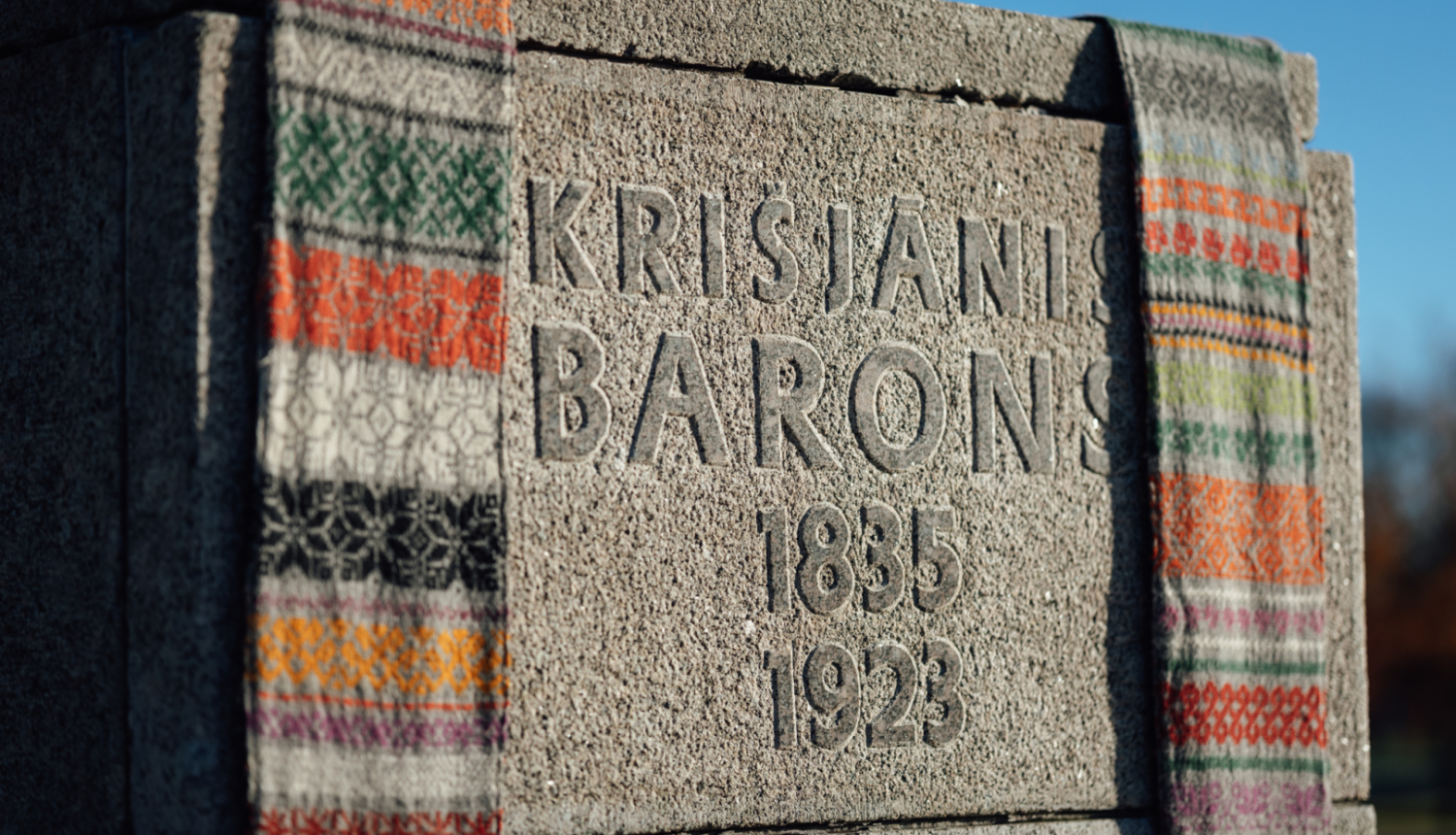 Piemineklis Krišjānim Baronam