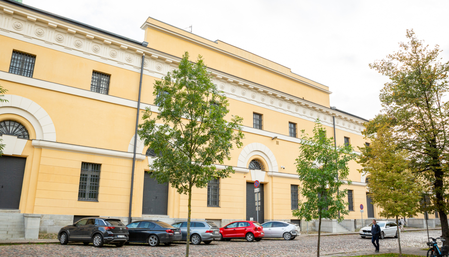 Latvijas Nacionālā mākslas muzeja izstāžu zāles “Arsenāls” fasāde