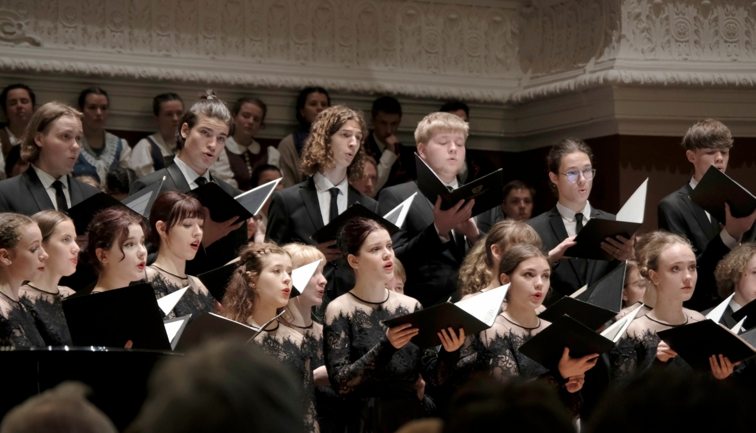 Rīgas Doma kora skolas jauktā kora dalība Eiropas Jauniešu koru festivālā