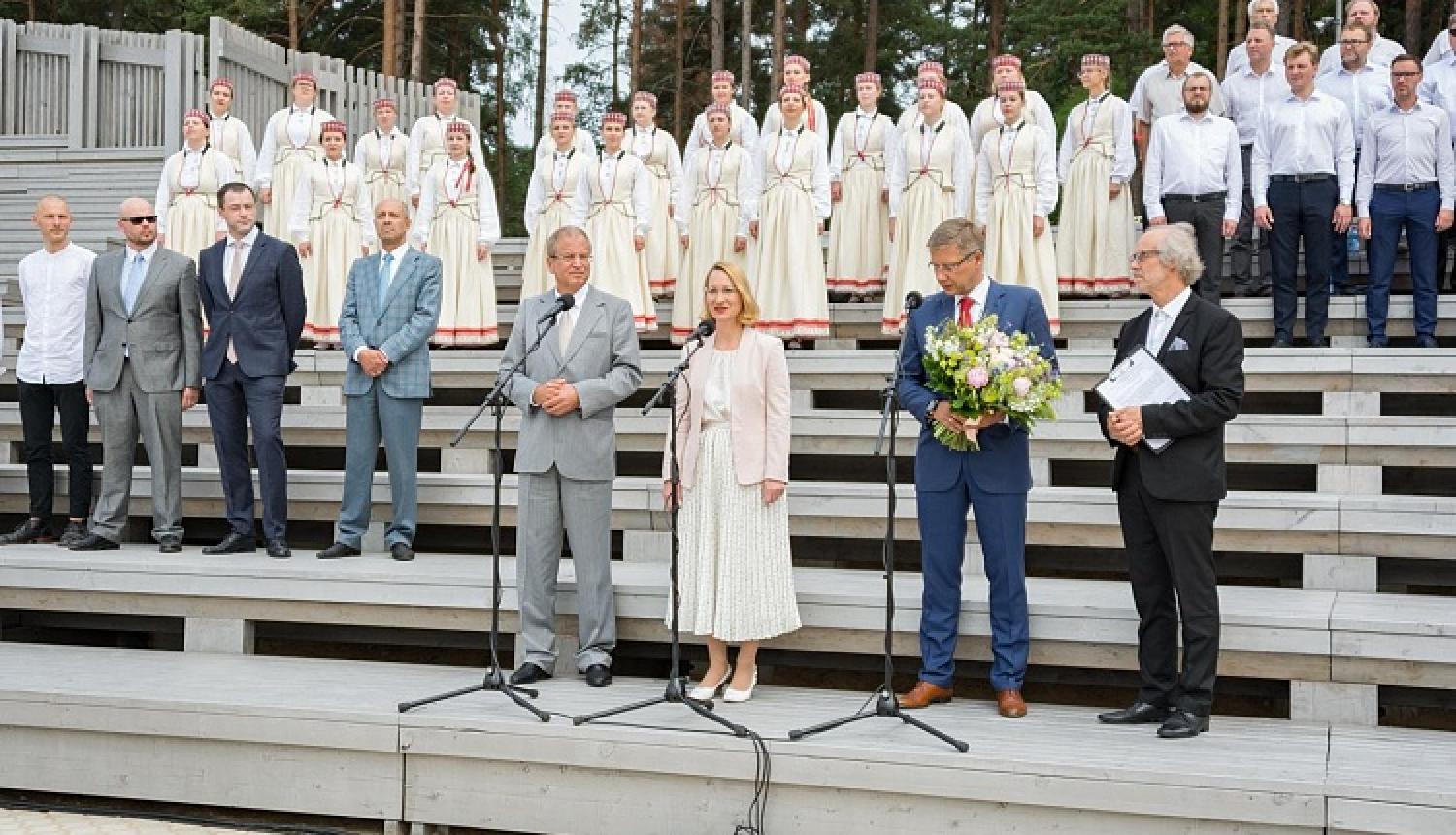 Svinīgā ceremonijā atklāts Mežaparka Lielās estrādes pirmais atjaunotais posms