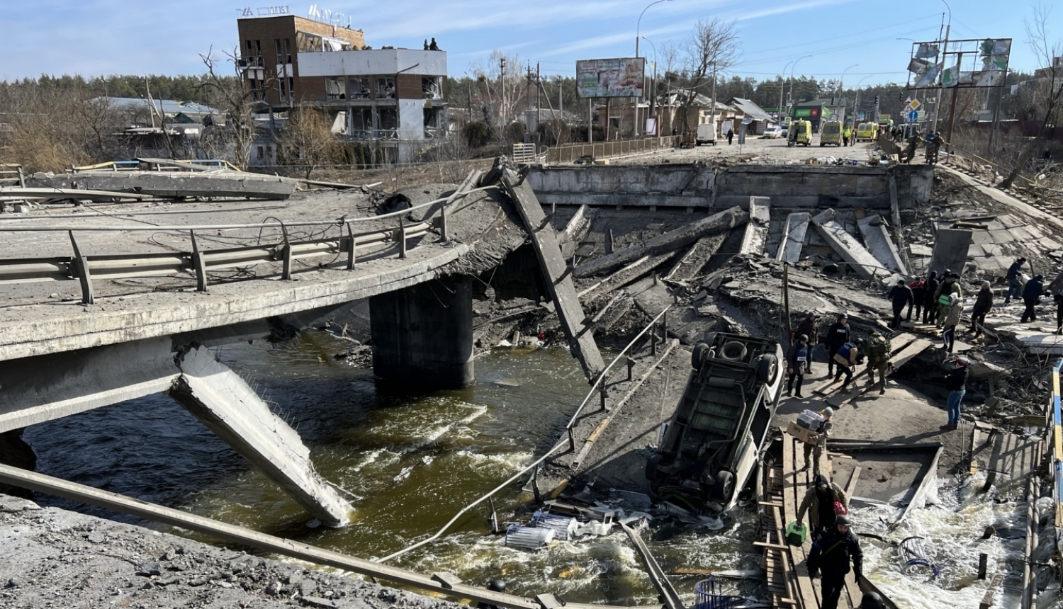 Sagrautais tilts Irpiņā, foto: Gints Amoliņš