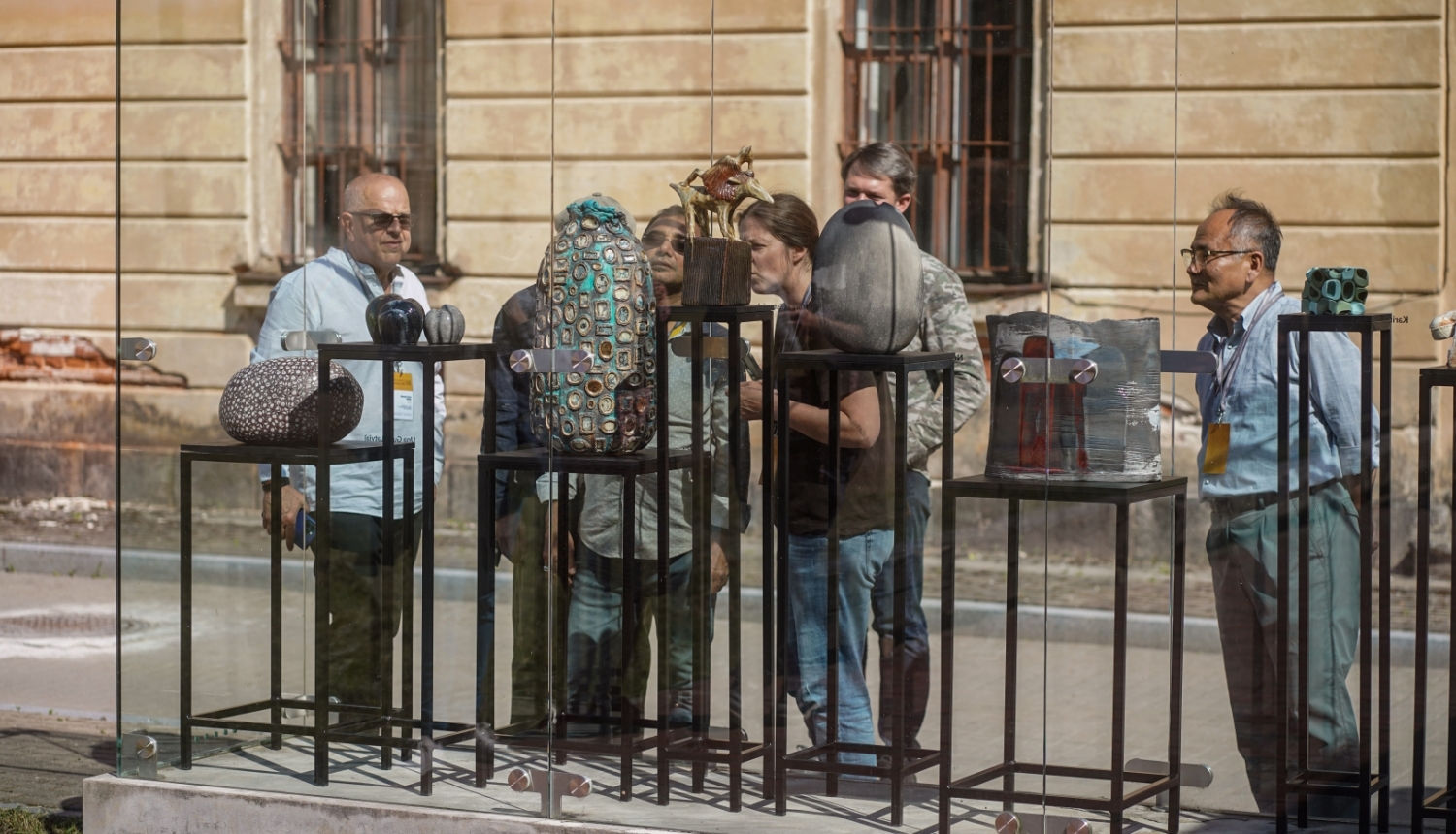 Keramikas mākslas simpozija norise