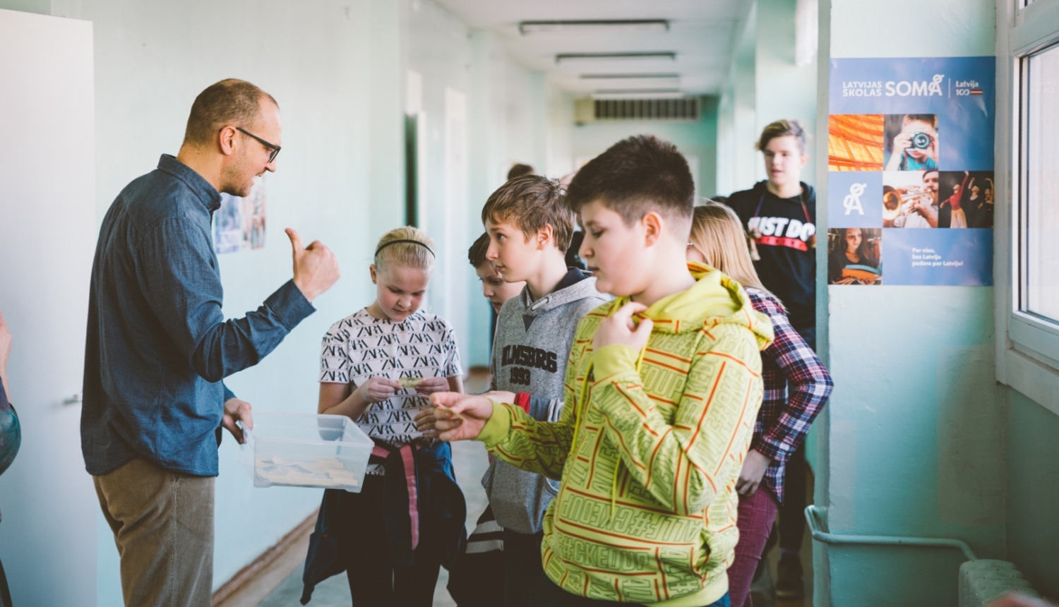 Foto no Istaba teātra izrādes “Klusētāji”, foto autors: Oskars Artūrs Upenieks