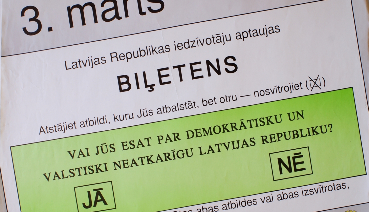 Latvijas Republikas Augstākās padomes informatīvais plakāts par 1991. gada 3. marta iedzīvotāju aptaujas norisi. 1991. gads. Mākslinieks Egils Griķis. LNVM krājums