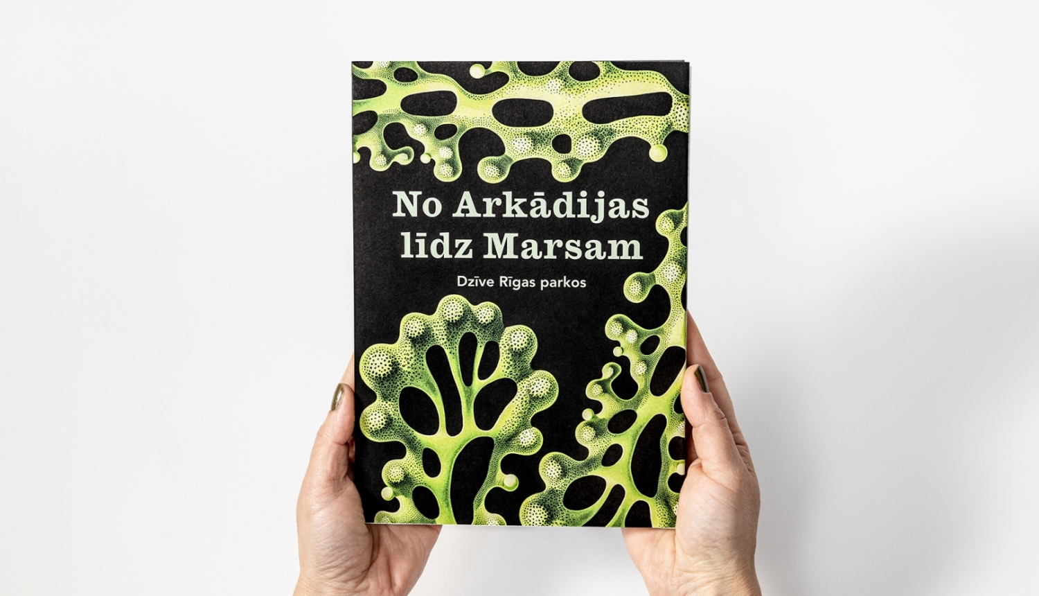 Grāmata “No Arkādijas līdz Marsam”