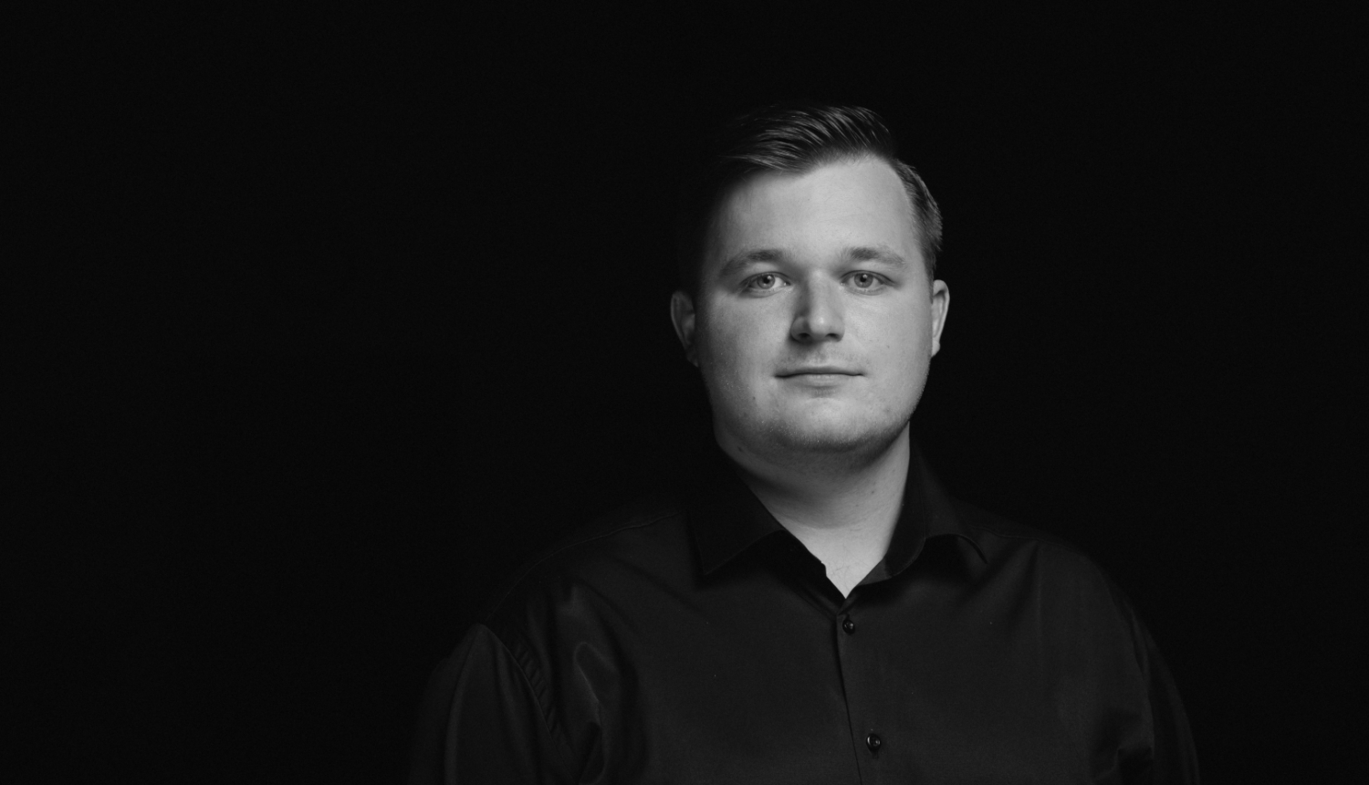Ukraiņu kordiriģents un kora "Latvija" dziedātājs Sergijs Zadorožnijs (Сергій Задорожний)