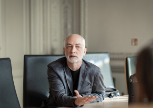  Vilnis Vējš piedalās Vizuālās mākslas padomes sēdē Kultūras ministrijā